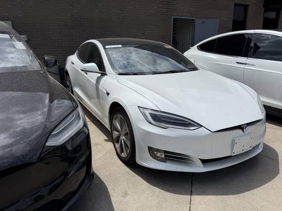 TESLA MODEL S 2020 5YJSA1E28LF411996 image